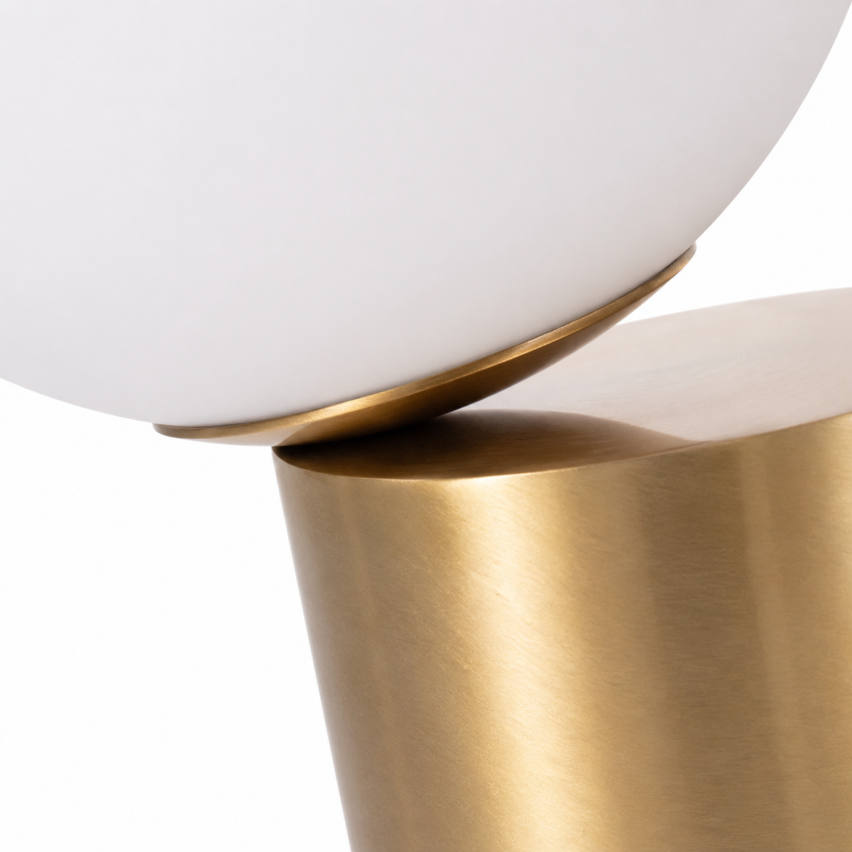 Lampe de chevet originale aluminium cylindre