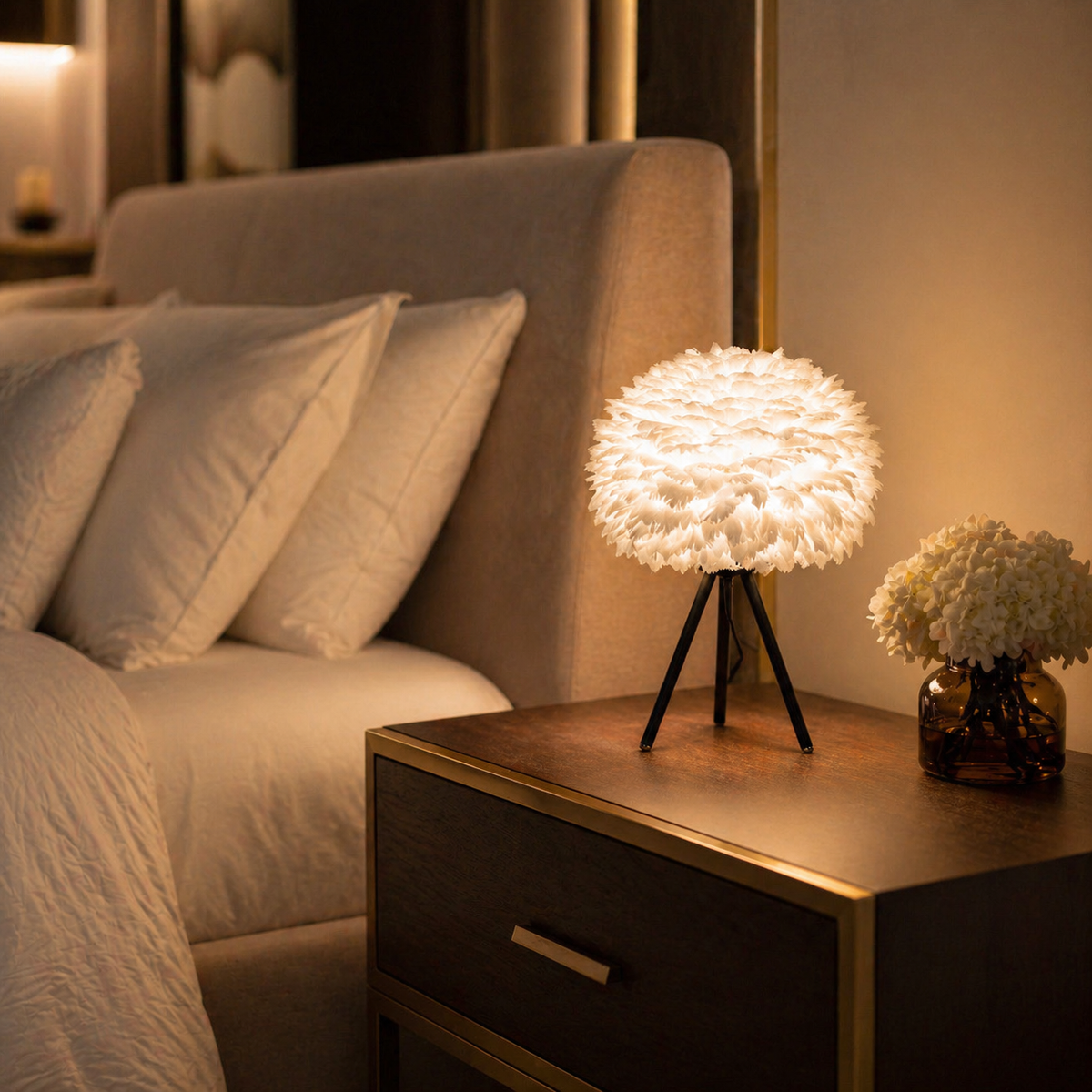 Lampe de chevet originale plumes