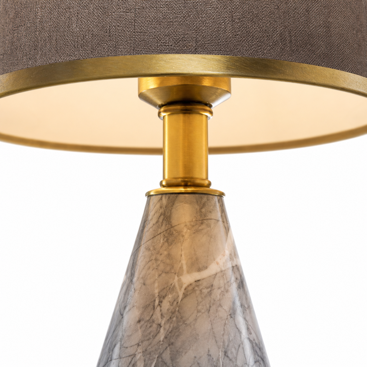 Lampe de chevet en marbre dorée