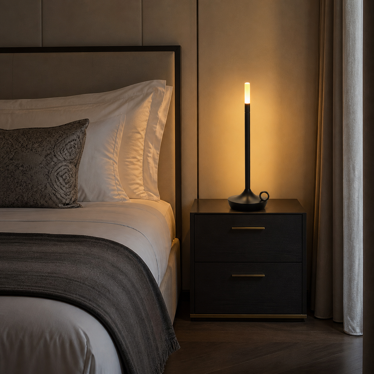 Lampe de chevet aluminium Led