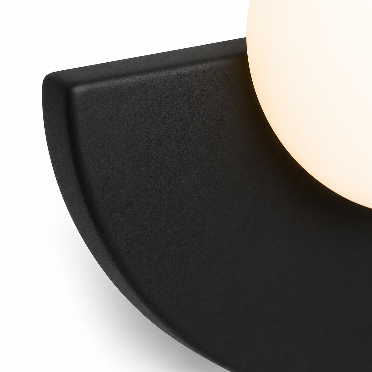 Lampe de chevet demi cercle colorée