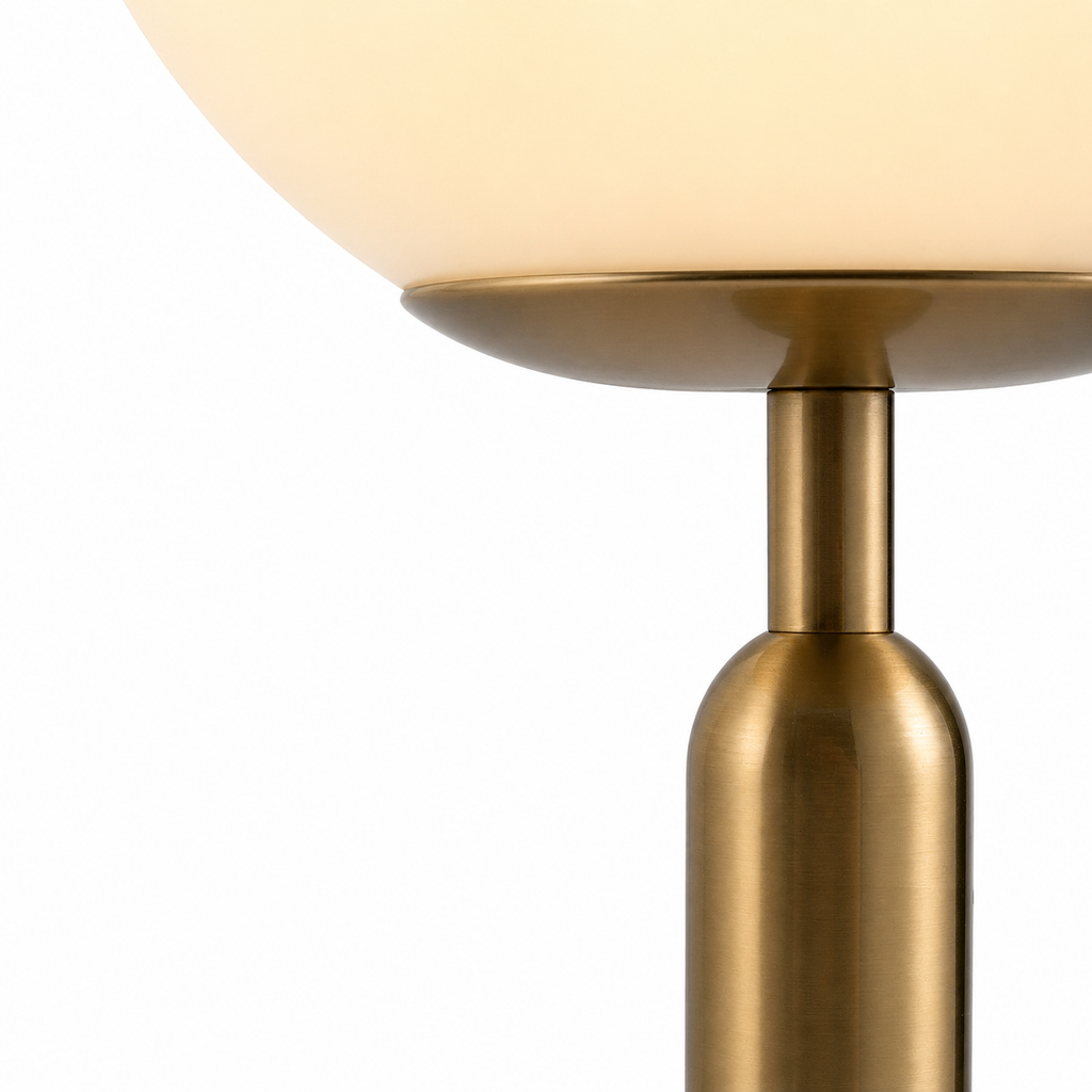 Lampe de chevet dorée